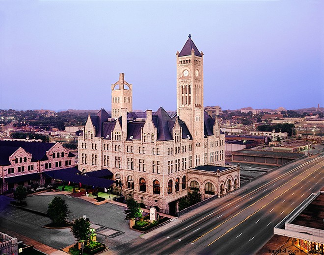 Esta antigua terminal de ferrocarril es ahora uno de los hoteles más emblemáticos de Nashville 
